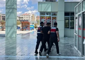 Burdur'da dehşet! Aracın arkasından ateş edip sürücüyü vurdu