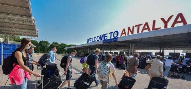 Antalya’ya turist akını! 1 milyonu aştı