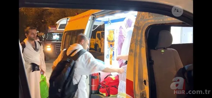 Hacı adaylarına kesintisiz hizmet! Diyanet İşleri Başkanlığı 1500 hastalanan hacıyı ambulans ve otobüsle Arafat’a taşıdı