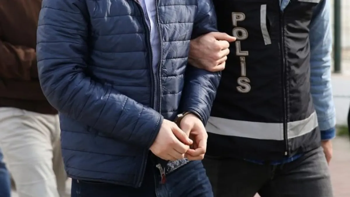 12 yıl kesinleşmiş hapis cezası bulunan FETÖ firarisi yakalandı