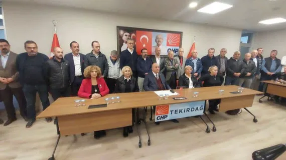 tekirdagda-gelen-19-istifa-sonrasi-chp-il-yonetimi-dustu-1666356351120.jpg Tekirdağ'da gelen 19 istifa sonrası CHP il yönetimi düştü! - 4