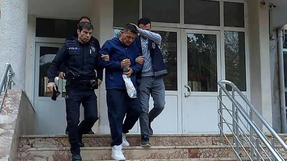 2 eşini bıçak ve ütüyle katleden cani koca 3. eşini de öldürüp gömdü! Türkiye'nin kanını donduran olay