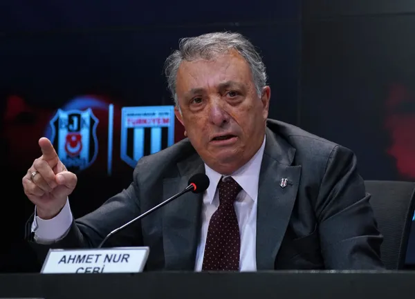 Beşiktaş Başkanı Ahmet Nur Çebi tekrar aday olacak mı?