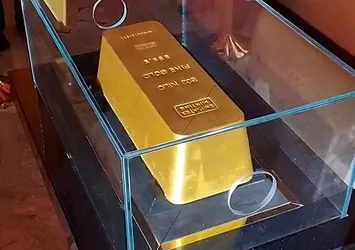 Dünyanın en büyük altını Guinness'e girdi! Tam 20 katı...