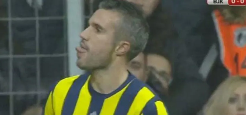 Van Persie'den şok hareket