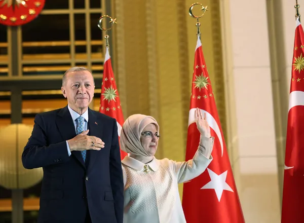 baskan-recep-tayyip-erdogan-liderliginde-ak-parti-ikinci-yirmi-yilinda-neler-yapacak-1685907159736.jpg Başkan Recep Tayyip Erdoğan liderliğinde AK Parti ikinci yirmi yılında neler yapacak? - 4
