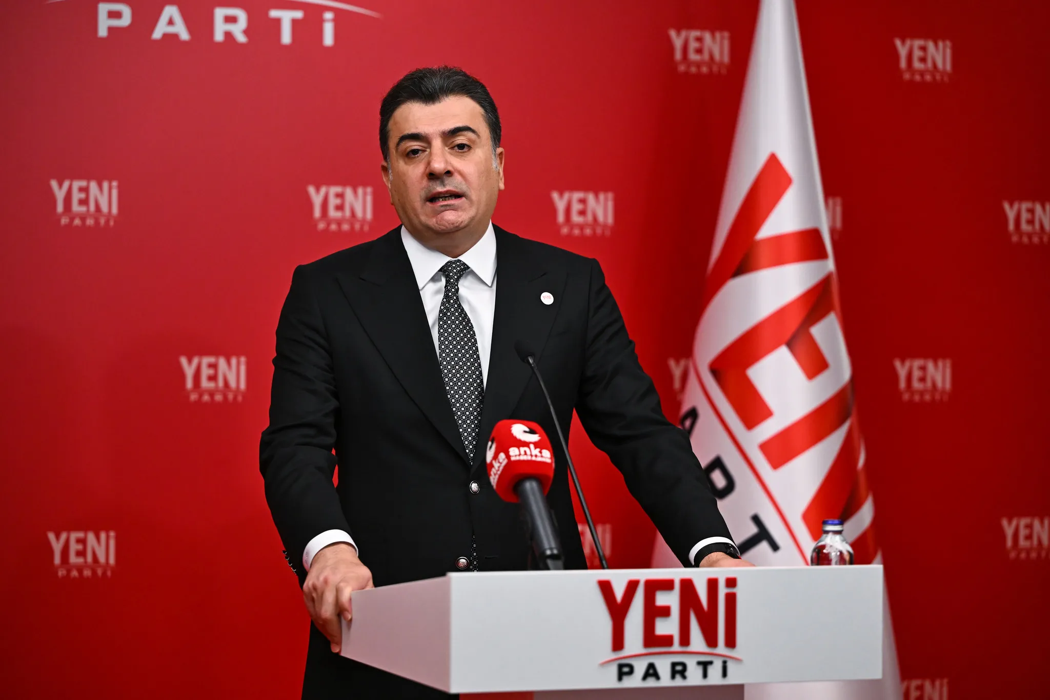 Yeni Parti'nin kurultay tarihi belli oldu