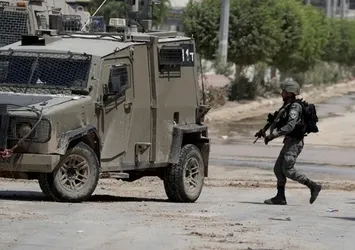 İşgal ordusundan Suriye Kuneytra'ya baskın!