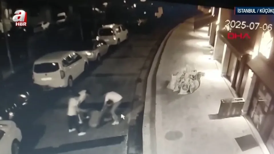 Yakın arkadaşları döner bıçağıyla öldürdü!