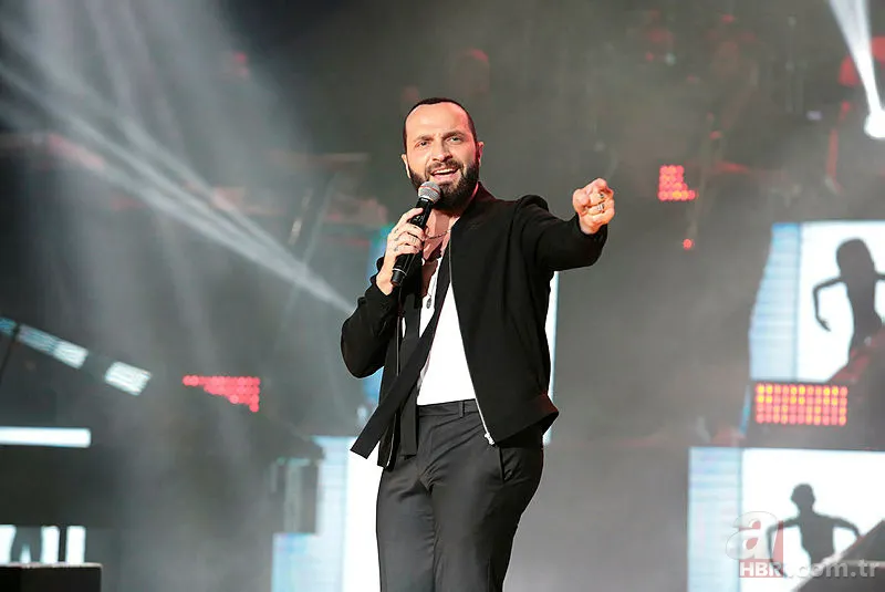 Arda Turan geleneği bozmadı! Yeni aracına servet harcadı 23