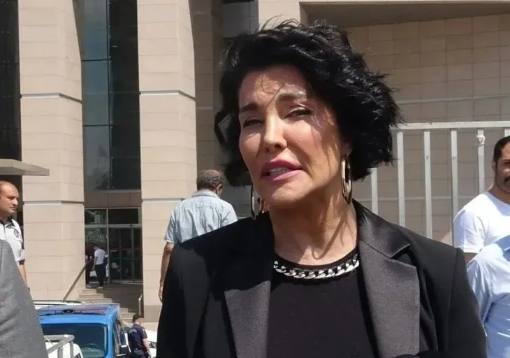 Deniz Akkaya’ya mahkemeden şok karar! Kızı Ayşe Önbilgin ve eski eşiyle mahkemelik olmuştu! Zorlama hapis talebi...