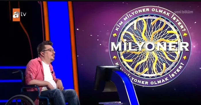 milyonerde-hayran-birakan-anlar-unal-senin-hayat-hikayesi-izleyenleri-duygulandirdi-1770585830686.jpg Milyoner’de hayran bırakan anlar: Ünal Şen’in hayat hikayesi izleyenleri duygulandırdı - 3