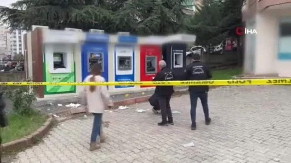 ATM’den para çekerken silahlı saldırıya uğrayan genç hayatını kaybetti