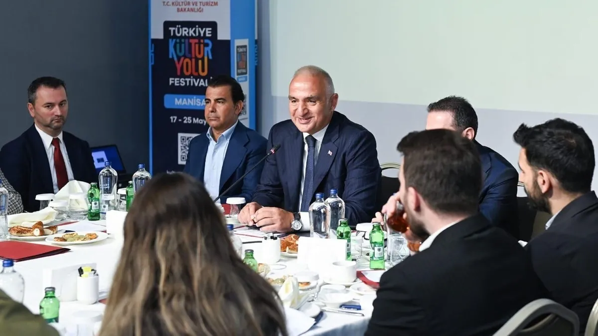 Kurban Bayramı tatili 9 güne çıkacak mı? Bakan Ersoy'dan açıklama geldi...