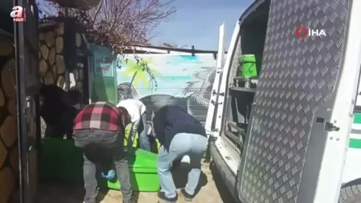 Yabancı uyruklu çoban ahırda ölü bulundu
