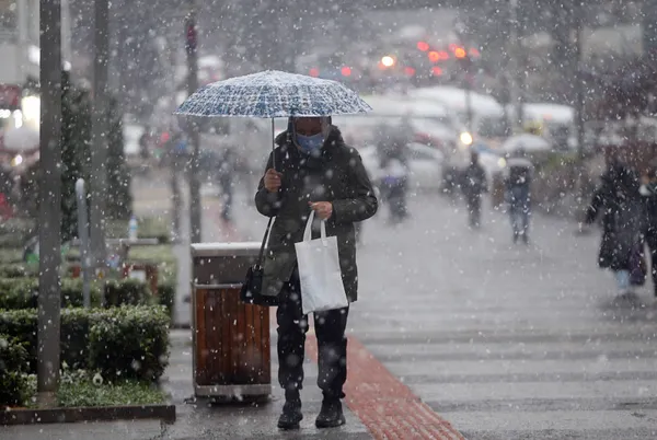 meteorolojiden-istanbul-ve-bircok-il-icin-flas-uyari-istanbulda-kar-yagisi-devam-edecek-mi-23-aralik-istanbul-ankara-izmir-hava-durumu-1640233084061.jpg Meteoroloji'den İstanbul ve birçok il için flaş uyarı! İstanbul'da kar yağışı devam edecek mi? 23 Aralık İstanbul, Ankara, İzmir hava durumu - 4