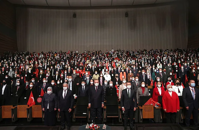 Son dakika: Başkan Erdoğan: Sömürüye boyun eğmek yok