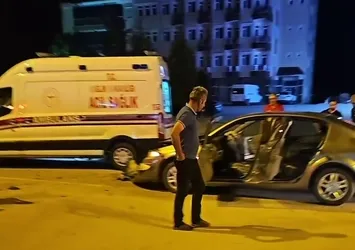 Konya'da otomobiller çarpıştı: 2 yaralı