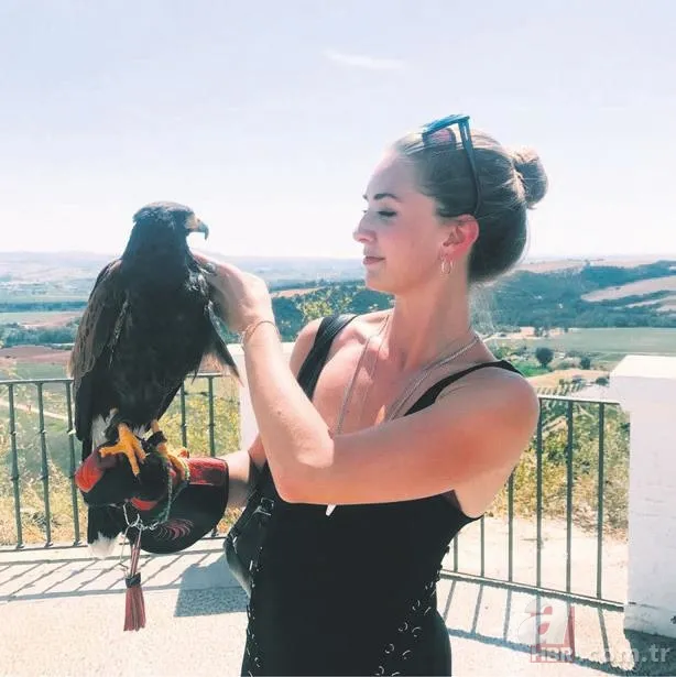 Süperstar Ajda Pekkan beyaz perdeye göz kırptı! 8