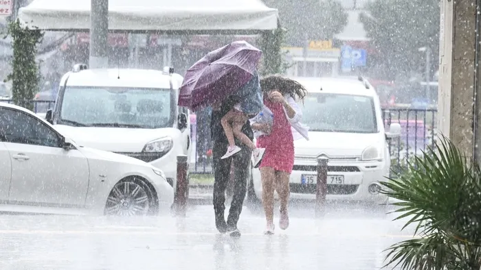 1715961550566.jpg Meteoroloji'den hafta sonu tahminleri: Sıcaklıklar artacak | İşte 5 günlük hava durumu raporu - 7