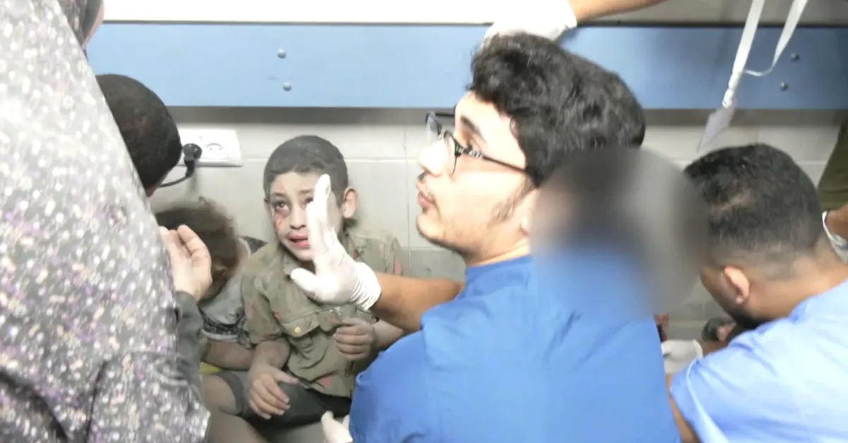 İsrail Gazze'de sivillerin sığındığı tarihi kiliseyi bombaladı! İşte katil İsrail'in saldırısında yaralanan çocuklar