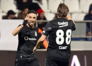 Gökhan Gönül ve Caner Erkin'den feda