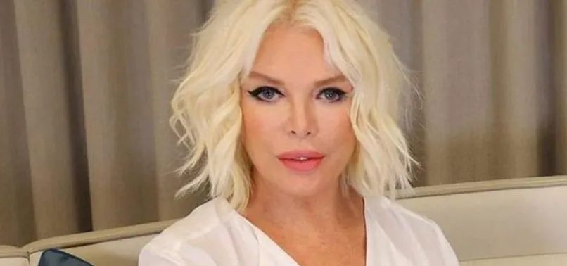 Ajda Pekkan In Villasi Basina Dert Oldu