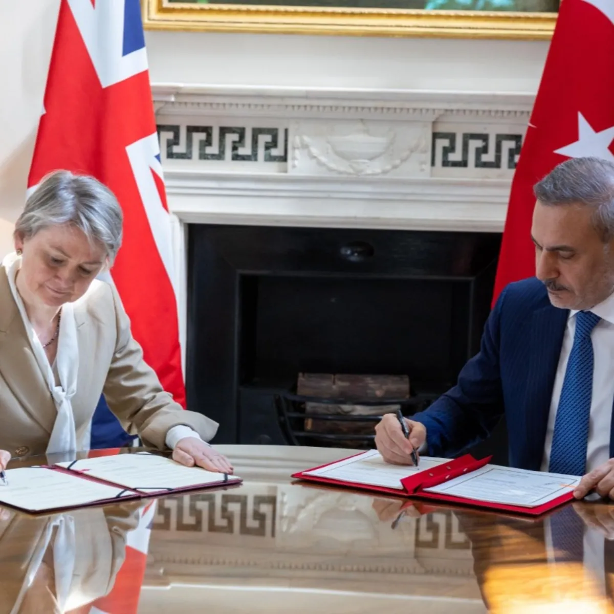 İmzalar atıldı: Türkiye ile İngiltere arasında stratejik ortaklık