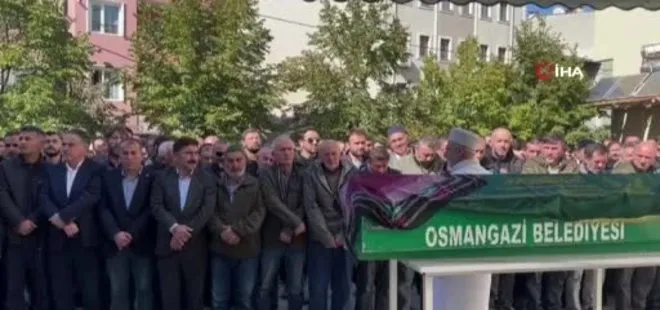 Bursa'da feci kazada hayatını kaybeden 16 yaşındaki Zeynep toprağa verildi