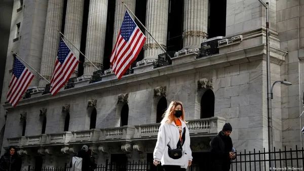 Koronavirüs ABD ekonomisini çökertti! İşsizlik maaşı başvuruları arttı