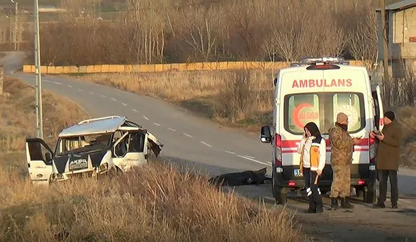 Son dakika: Bitlis'te minibüs takla attı: 4 ölü, 25 yaralı - 2