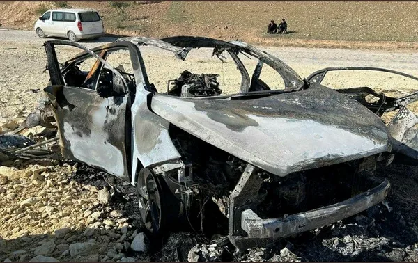 son-dakika-mitten-pkkya-agir-darbe-sozde-ust-duzey-yoneticiler-etkisiz-hale-getirildi-1650615656429.jpg Son dakika: MİT'ten PKK'ya ağır darbe! Sözde üst düzey yöneticiler etkisiz hale getirildi - 1