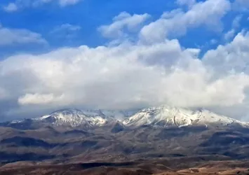 Bitlis'te Süphan Dağı'na kar yağdı! Muhteşem görüntüler