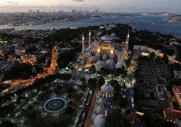 Sözcü gazetesinden Ayasofya skandalı! Ayasofya'nın açılışını felaket olarak gösterdiler