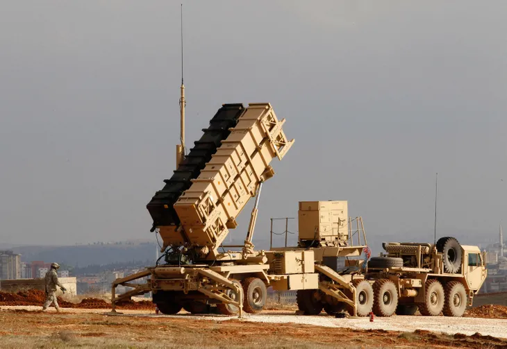 S 400 mü Patriot mu? Hangisi daha güçlü?