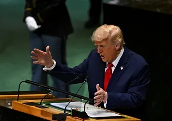 ABD Başkanı Trump’tan Rusya’ya gözdağı: O uçaklar vurulmalı!