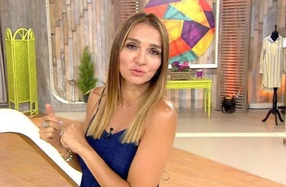 1 haftada zayıflatan Ebru Akel diyeti! Bu yöntemle 1 gram bile almıyor! Her gün tükettiği içecek...