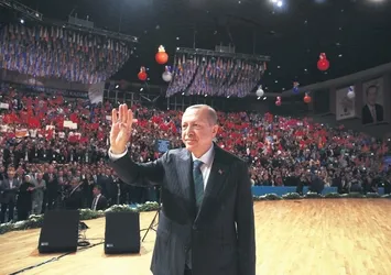 Cumhurbaşkanı Erdoğan, İstanbul İl Gençlik Kolları Kongresi'nde konuştu