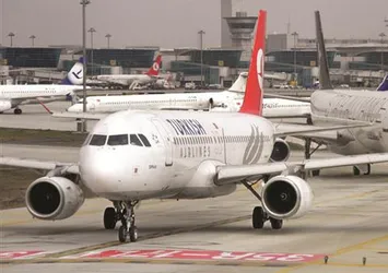 THY'nin uçağında bomba paniği
