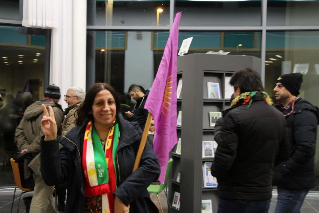 PKK lobisi işbaşında! Belediye binasını bastılar - 3