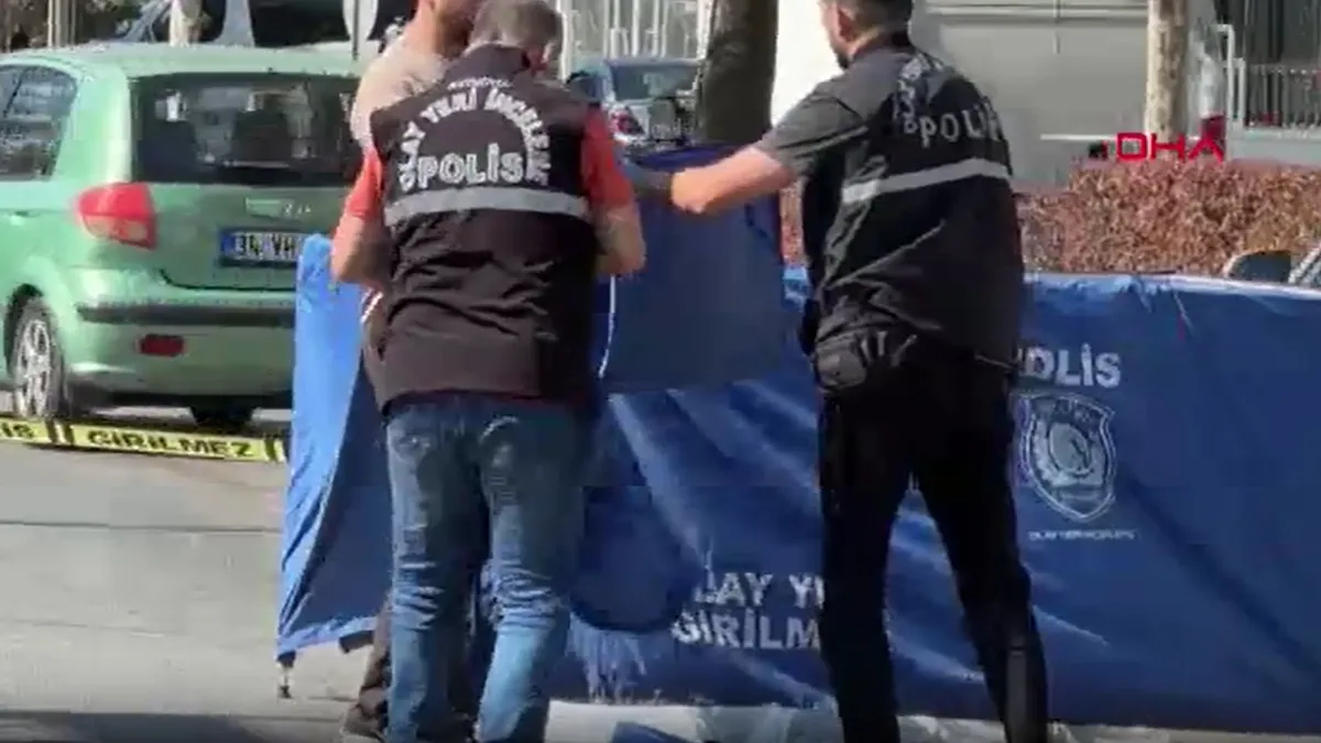 Yolun karşısına geçmek isterken otomobil çarptı! 1 ölü