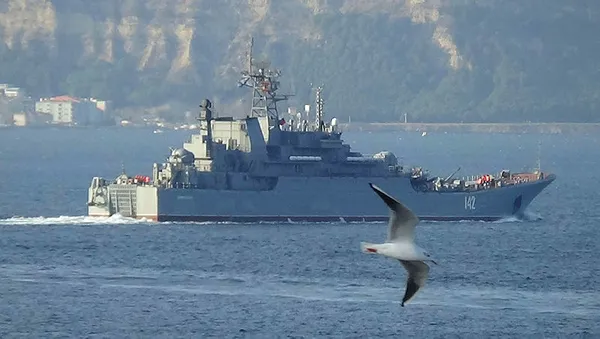 Rus savaş gemisi Novocherkassk Çanakkale Boğazı'ndan geçti - 2