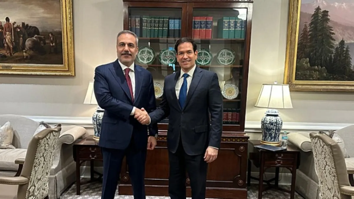 Dışişleri Bakanı Hakan Fidan'dan Rubio ile görüşmesi sonrası açıklama! Suriye ile ilgili görüşlerimizi ABD'ye bildirdik