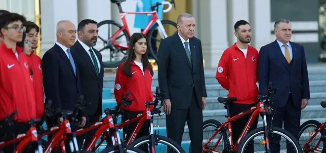 Başkan Erdoğan 60. Cumhurbaşkanlığı Türkiye Bisiklet Turu tanıtımına katıldı