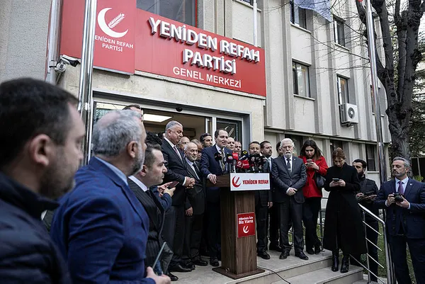 Yeniden Refah Partisi Genel Başkanı Fatih Erbakan: Ülkemizin CHP zihniyetine teslim edilmesine vesile olmak istemedik