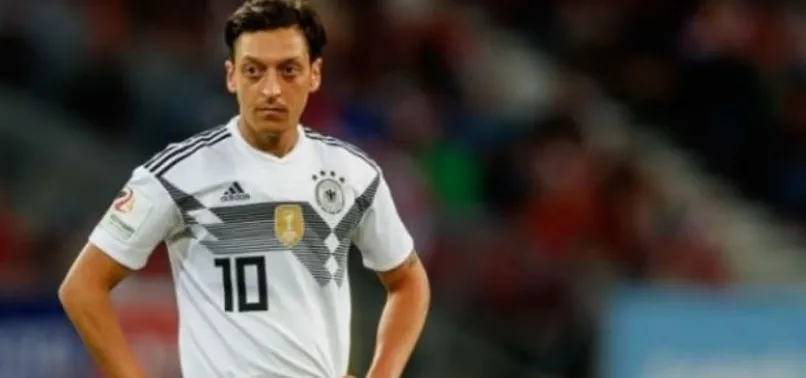 Almanya'da Mesut Özil şoku yaşanıyor