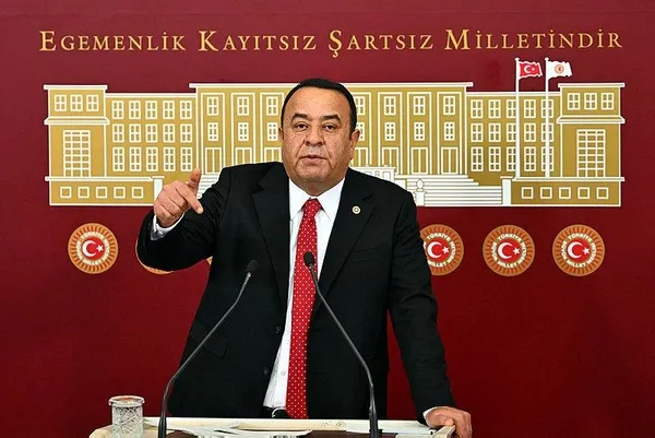 İYİ Parti’de kaos bitmiyor! İstifa sonrası Adnan Beker’den Meral Akşener’e bombardıman: FETÖ taktiği...