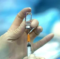 BioNTech mi SinoVac mı? Kimler hangi aşıyı yaptırmalı?