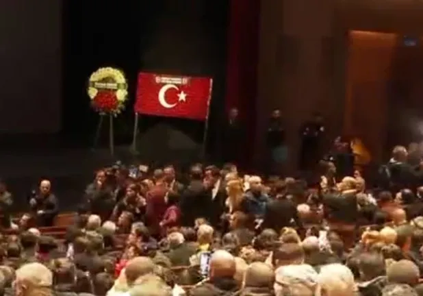 Ferdi Tayfur’a veda! Usta sanatçı son yolculuğuna uğurlanıyor