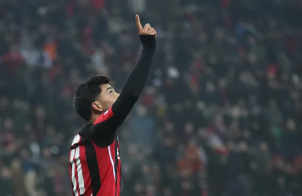 Beşiktaş aradığı orta sahayı buldu: Nadiem Amiri - 1